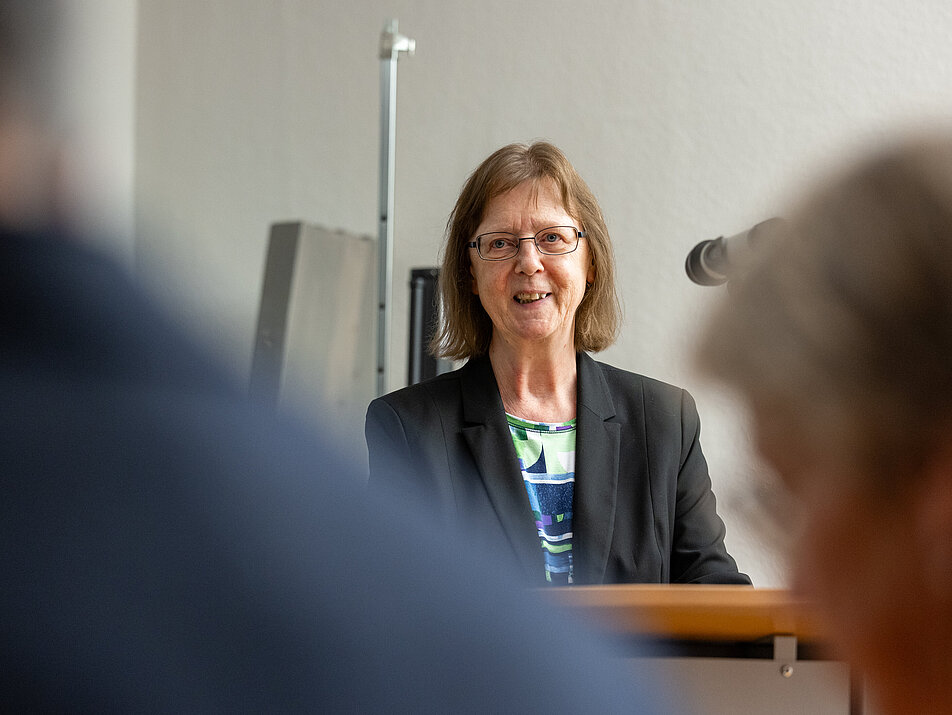 Prof. Dr. Marie-Theres Wacker © Foto: Peter Leßmann